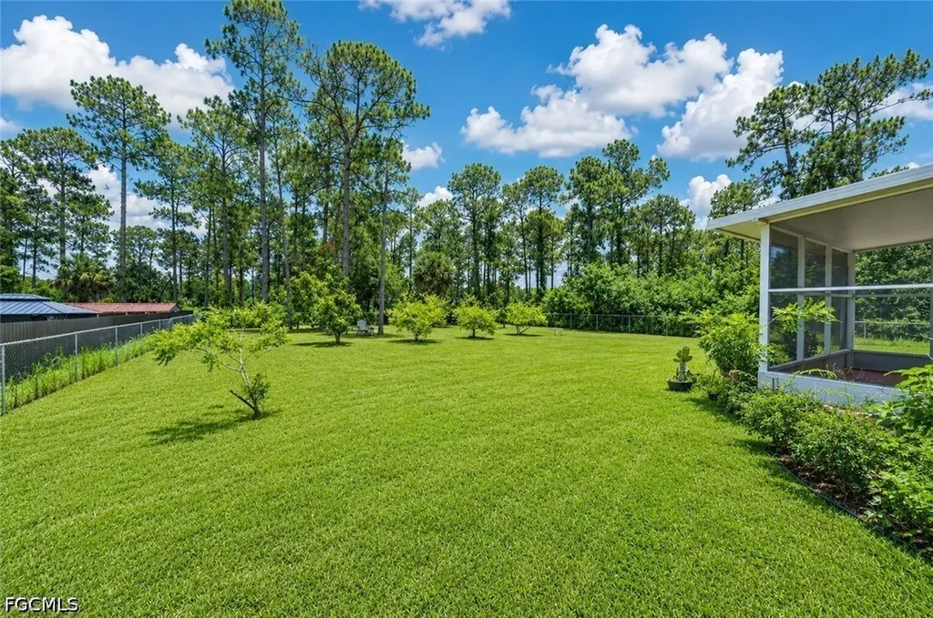 818 Desoto Avenue S Lehigh Acres FL 33972
