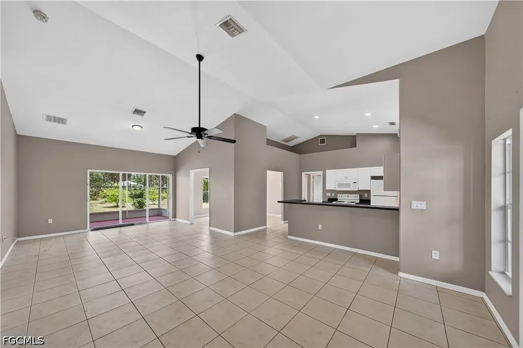 818 Desoto Avenue S Lehigh Acres FL 33972