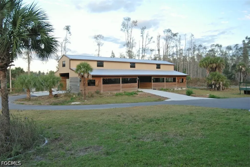 18161 Pioneer Road Fort Myers FL 33908