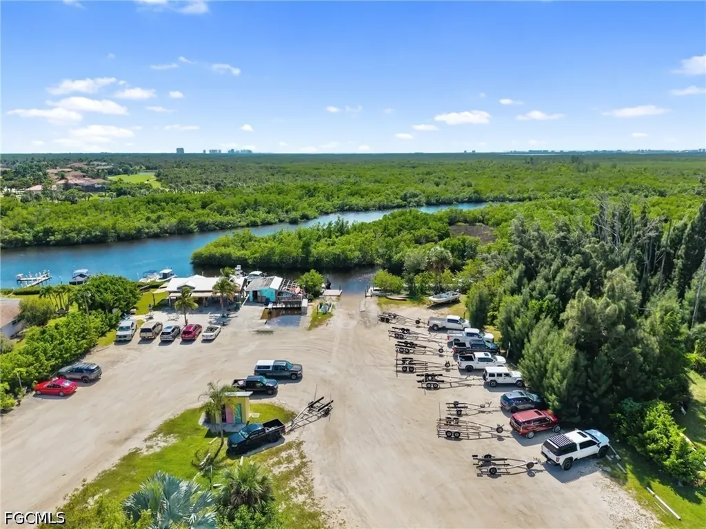 18161 Pioneer Road Fort Myers FL 33908