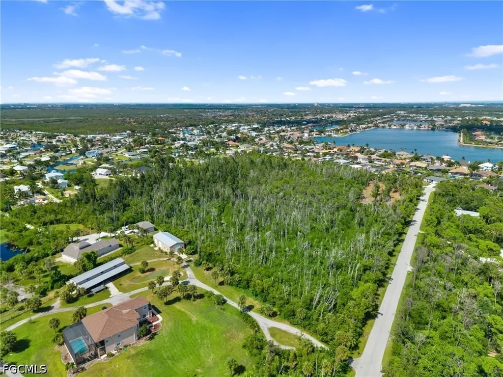 18161 Pioneer Road Fort Myers FL 33908
