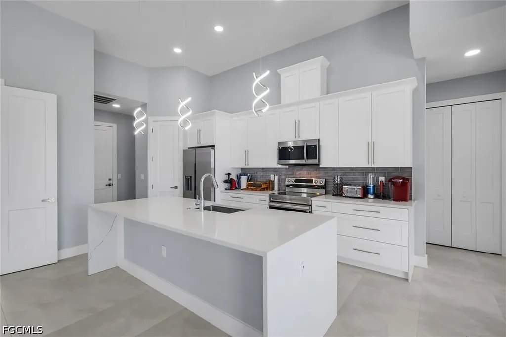 3808 NW 43rd Place Cape Coral FL 33993