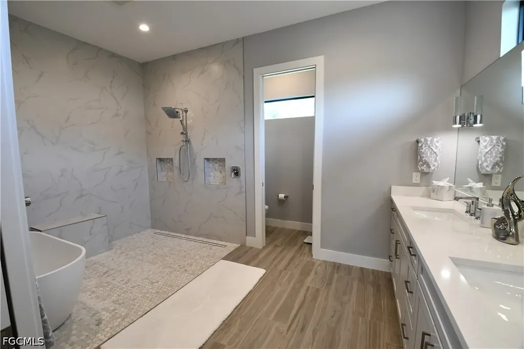 5328 SW 22nd Avenue Cape Coral FL 33914