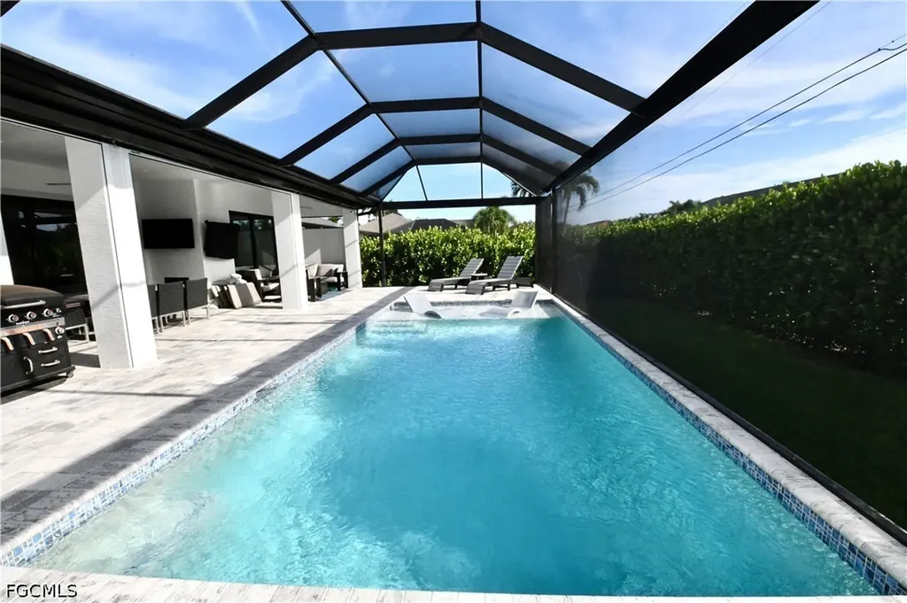 5328 SW 22nd Avenue Cape Coral FL 33914