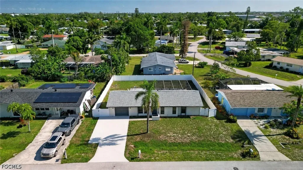 2259 Chandler Avenue Fort Myers FL 33907