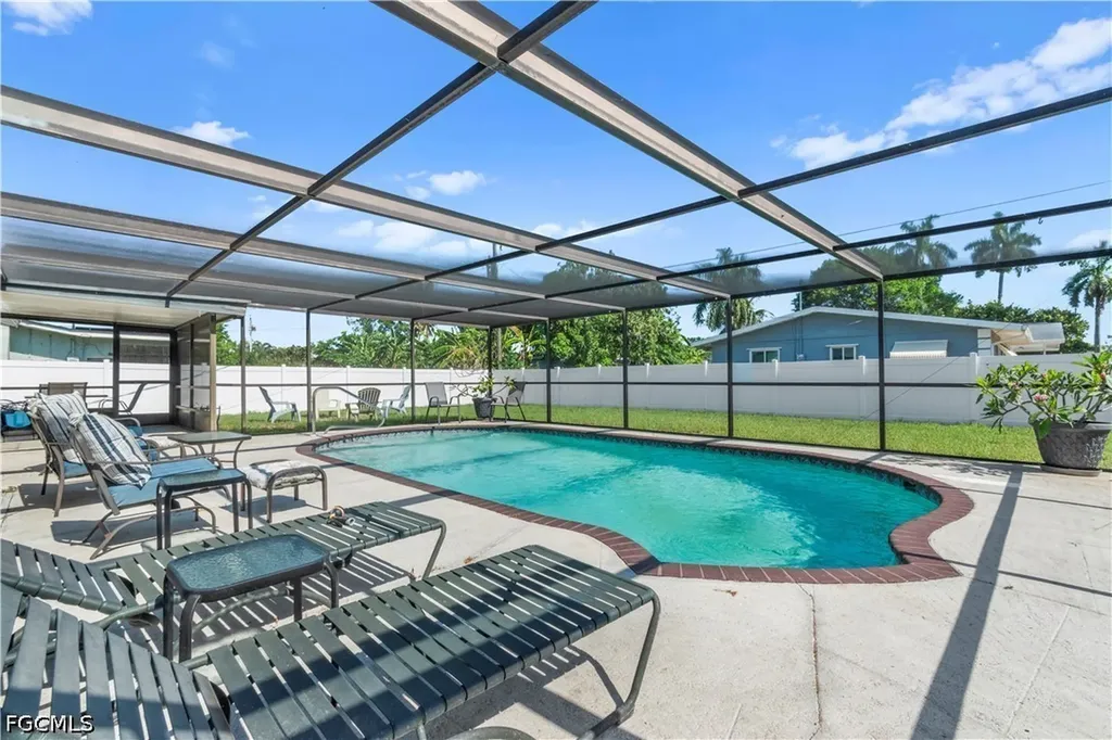 2259 Chandler Avenue Fort Myers FL 33907