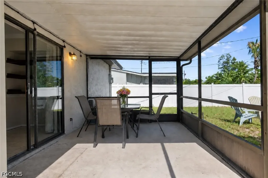 2259 Chandler Avenue Fort Myers FL 33907