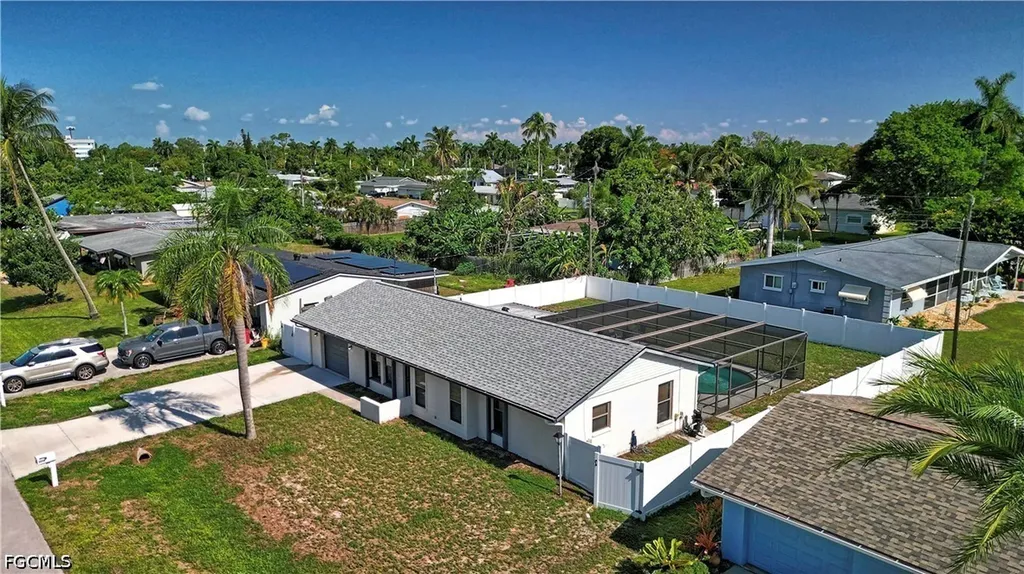 2259 Chandler Avenue Fort Myers FL 33907