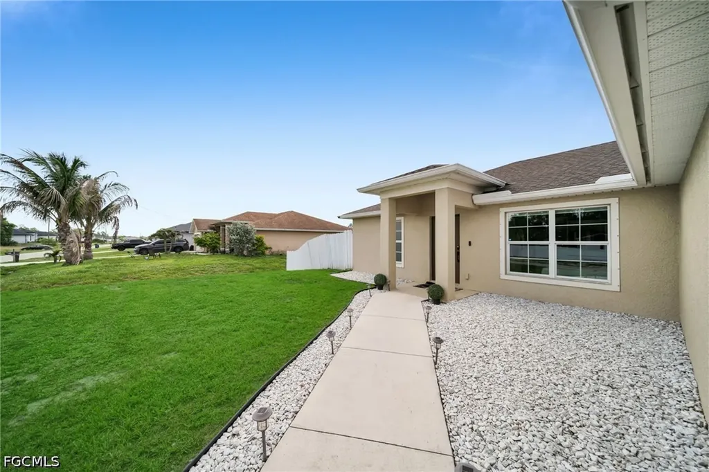 3831 21st Street W Lehigh Acres FL 33971