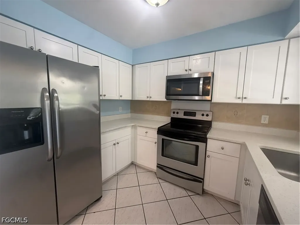 257 Cape Coral Parkway E Cape Coral FL 33904