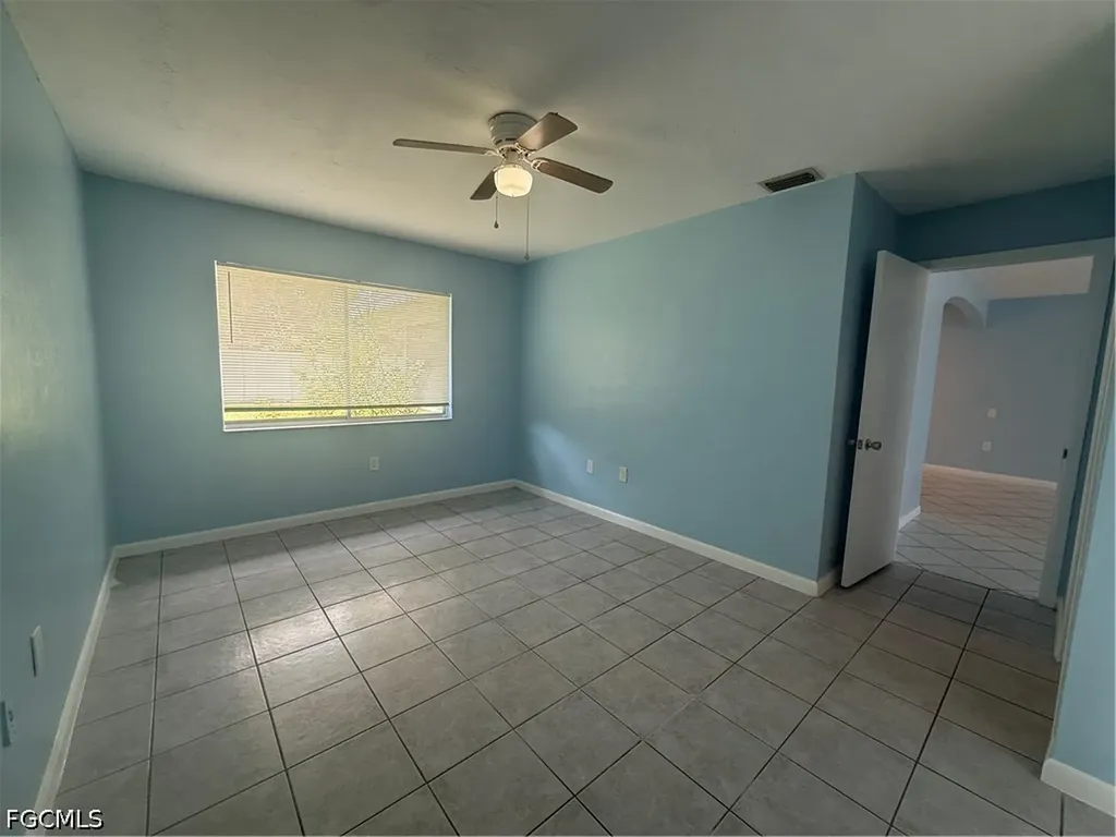 257 Cape Coral Parkway E Cape Coral FL 33904