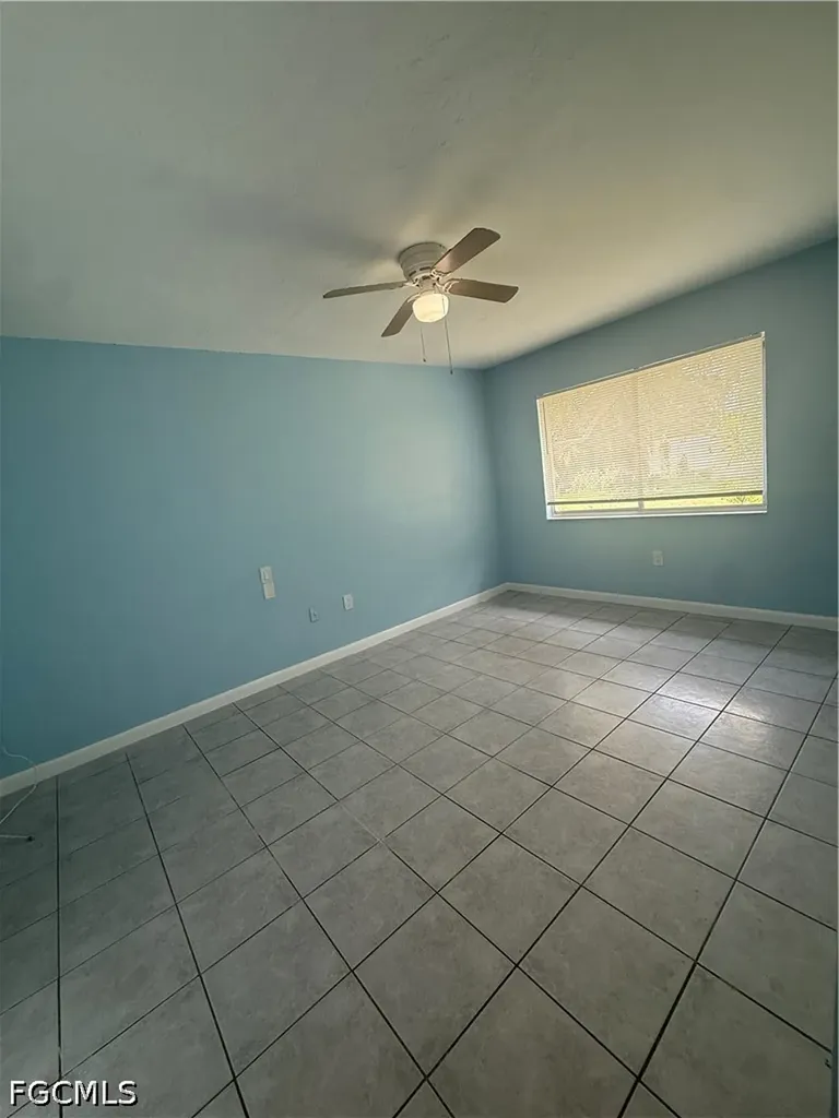 257 Cape Coral Parkway E Cape Coral FL 33904