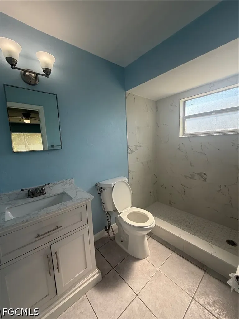 257 Cape Coral Parkway E Cape Coral FL 33904