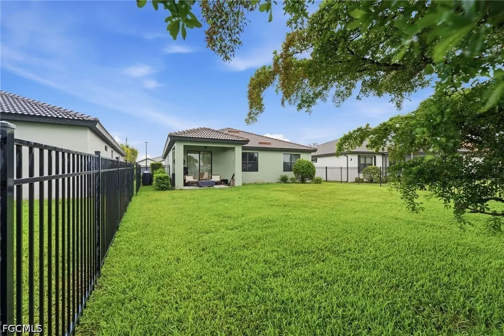 16095 Mistflower Drive Alva FL 33920