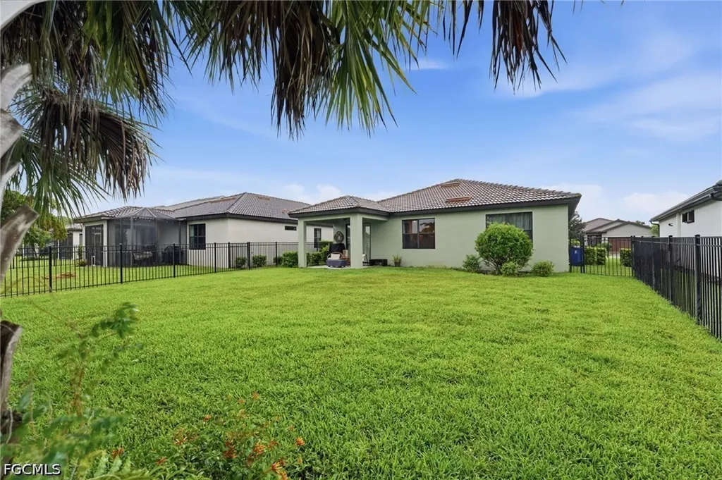 16095 Mistflower Drive Alva FL 33920