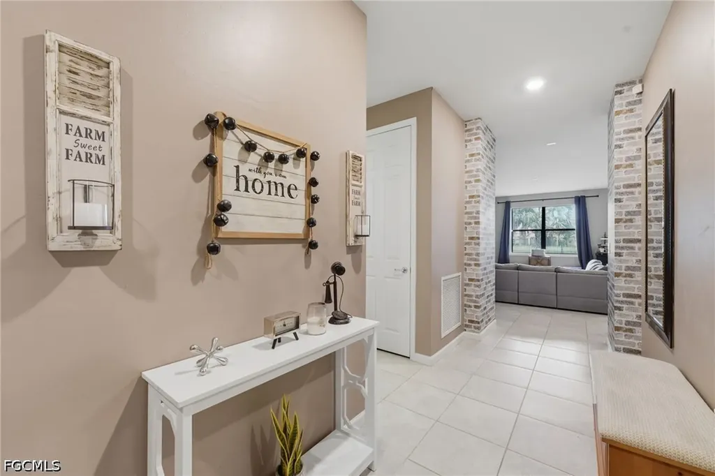 16095 Mistflower Drive Alva FL 33920