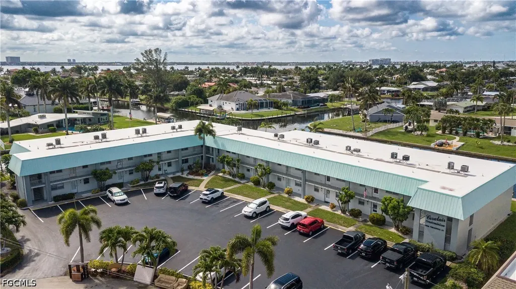 4940 Vincennes Street Cape Coral FL 33904