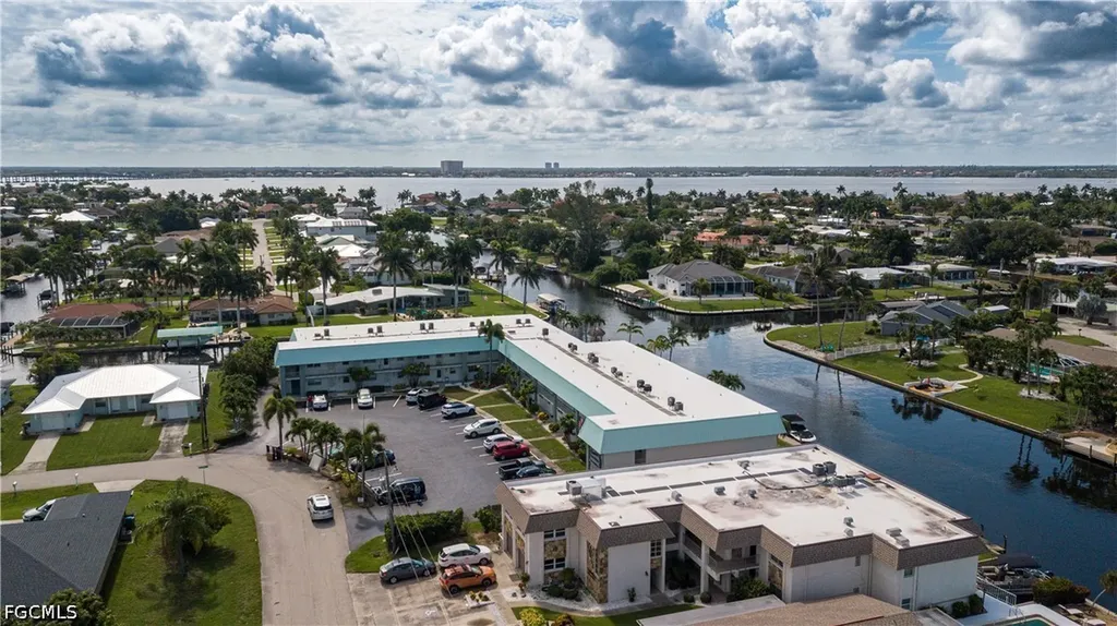 4940 Vincennes Street Cape Coral FL 33904