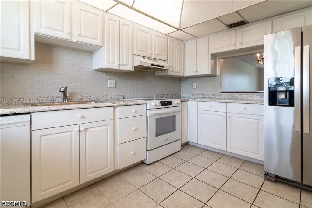 4940 Vincennes Street Cape Coral FL 33904