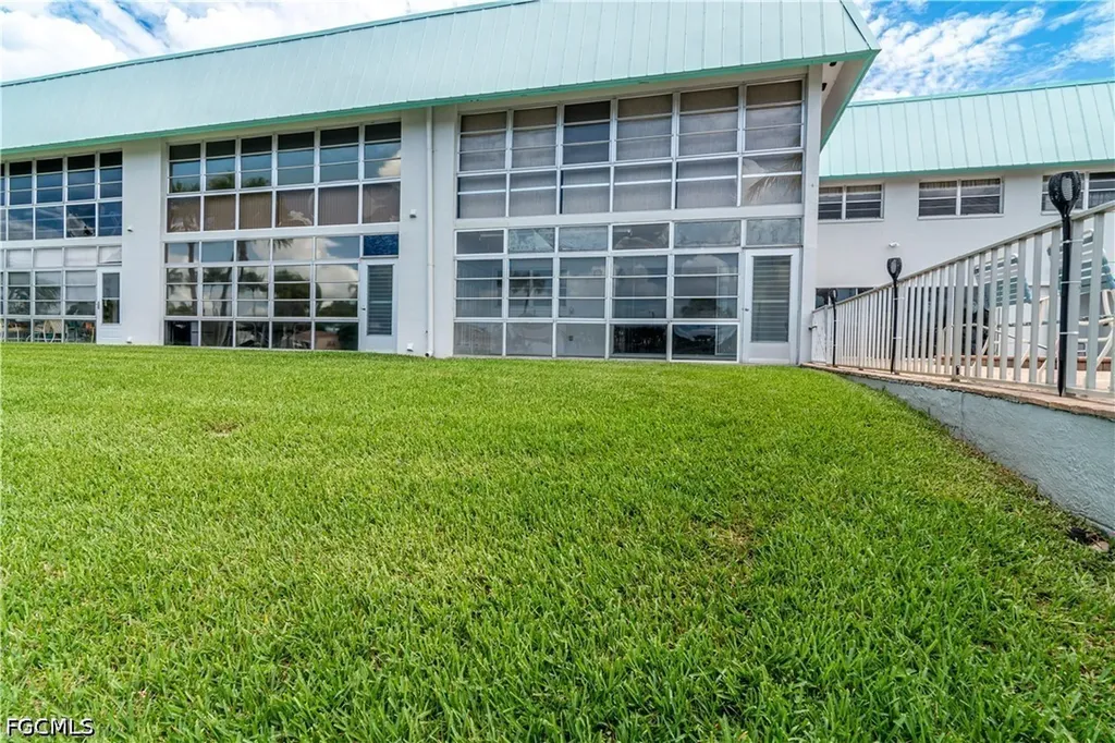 4940 Vincennes Street Cape Coral FL 33904