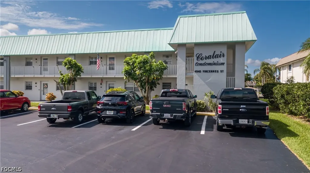 4940 Vincennes Street Cape Coral FL 33904