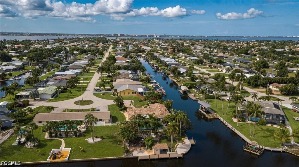 4940 Vincennes Street Cape Coral FL 33904