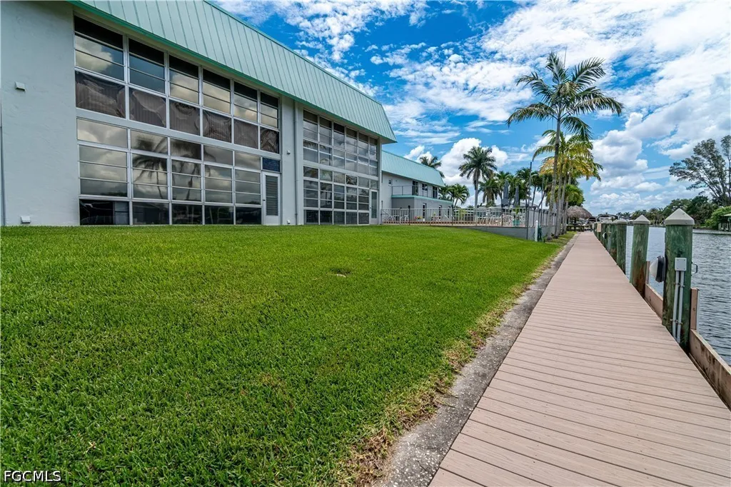 4940 Vincennes Street Cape Coral FL 33904