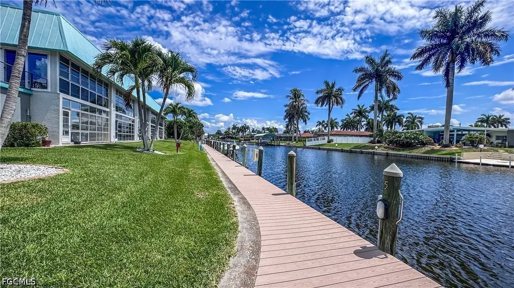 4940 Vincennes Street Cape Coral FL 33904