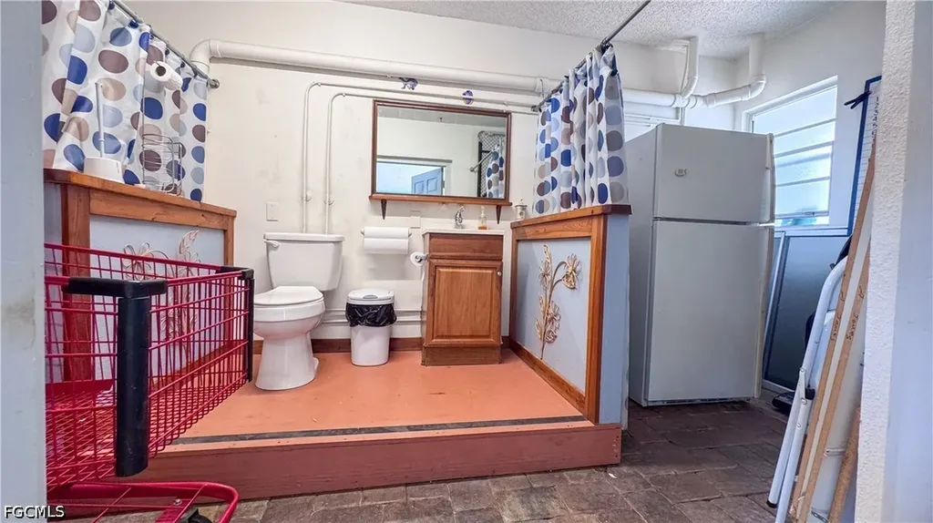 4940 Vincennes Street Cape Coral FL 33904
