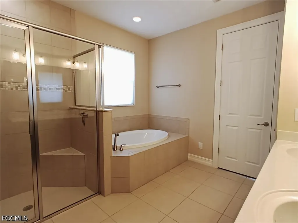 20559 Long Pond Road North Fort Myers FL 33917