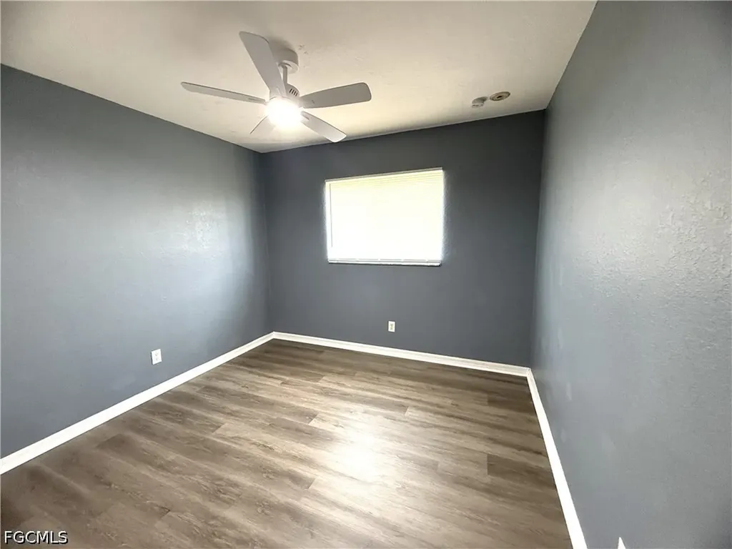 302 NW 2nd Place Cape Coral FL 33993