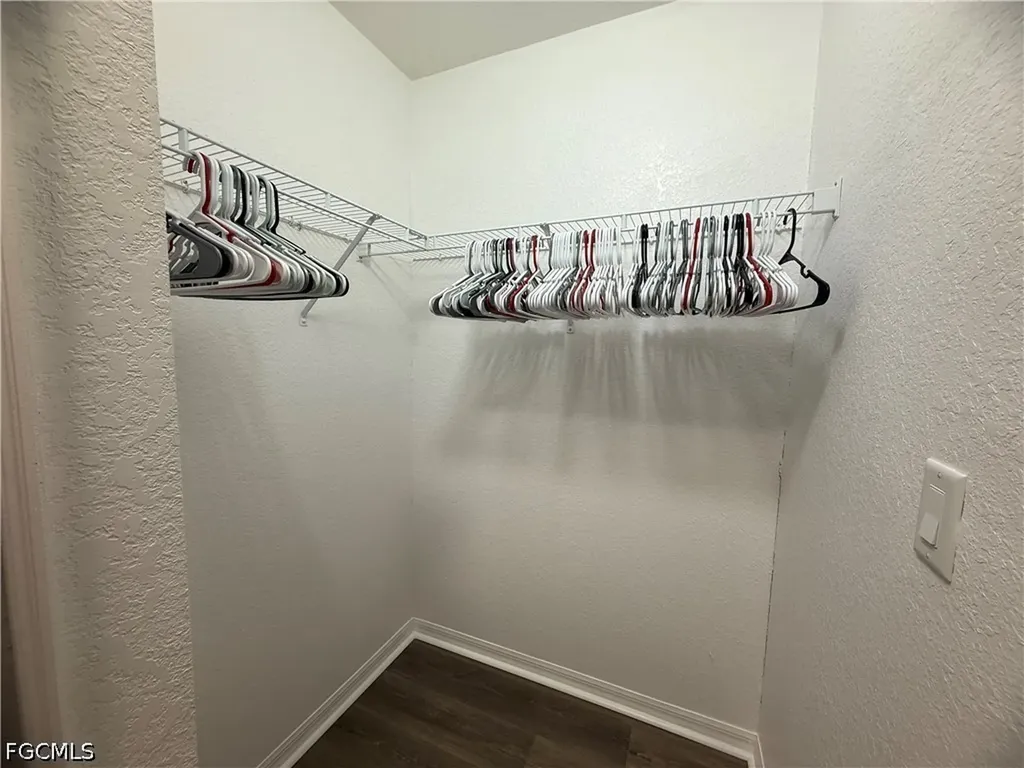302 NW 2nd Place Cape Coral FL 33993