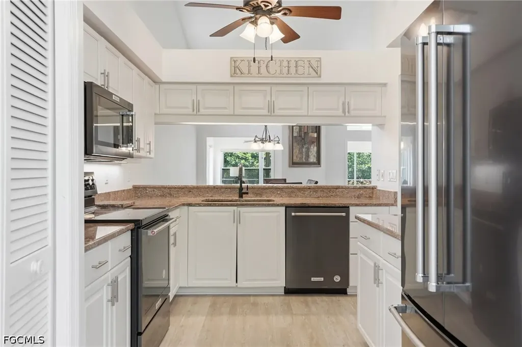 8185 Breton Circle Fort Myers FL 33912