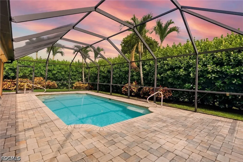 8185 Breton Circle Fort Myers FL 33912