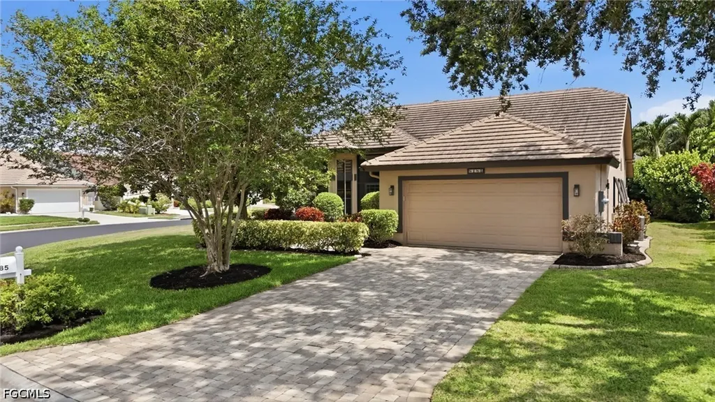 8185 Breton Circle Fort Myers FL 33912
