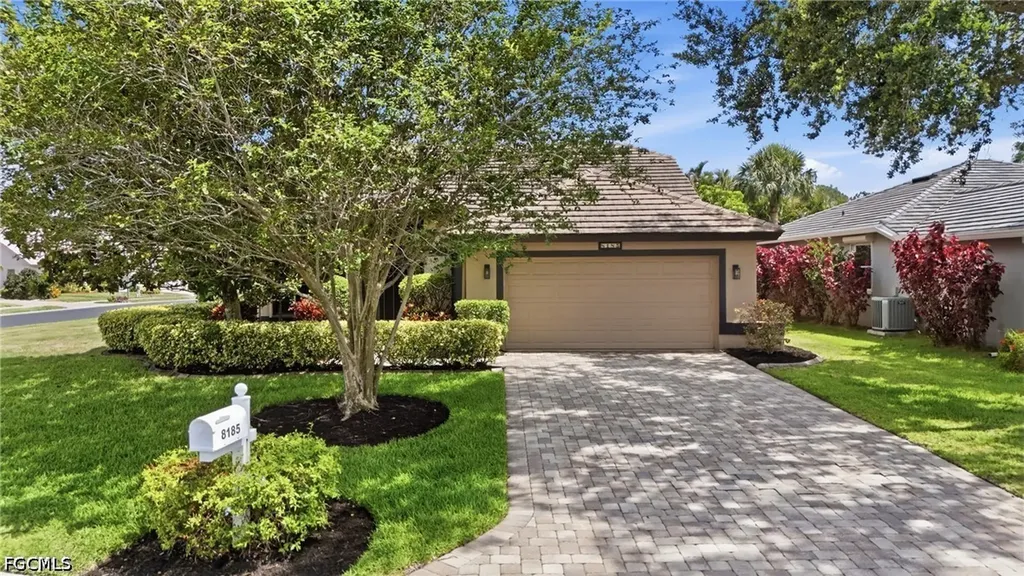 8185 Breton Circle Fort Myers FL 33912