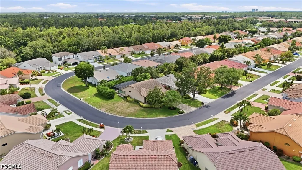 8185 Breton Circle Fort Myers FL 33912