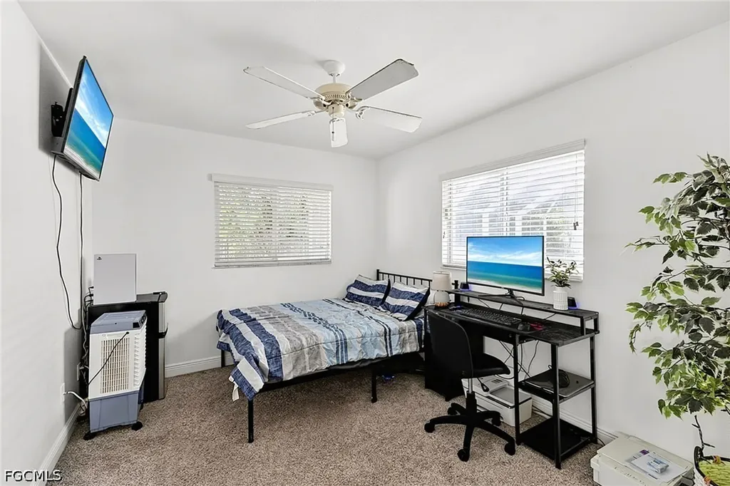 601 SE 19th Street Cape Coral FL 33990