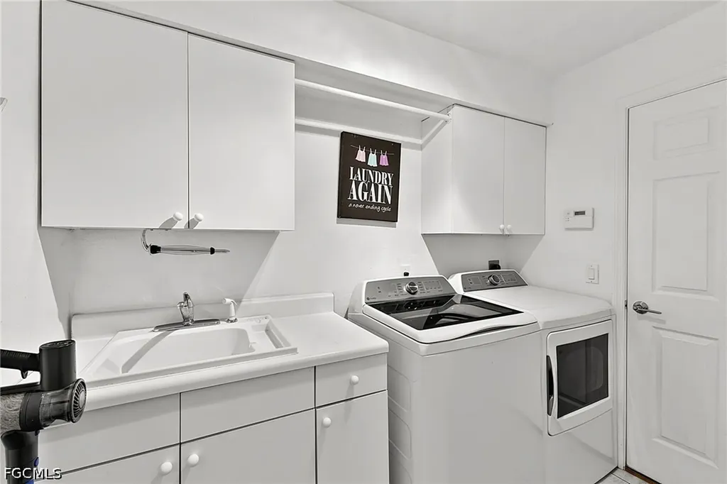 601 SE 19th Street Cape Coral FL 33990