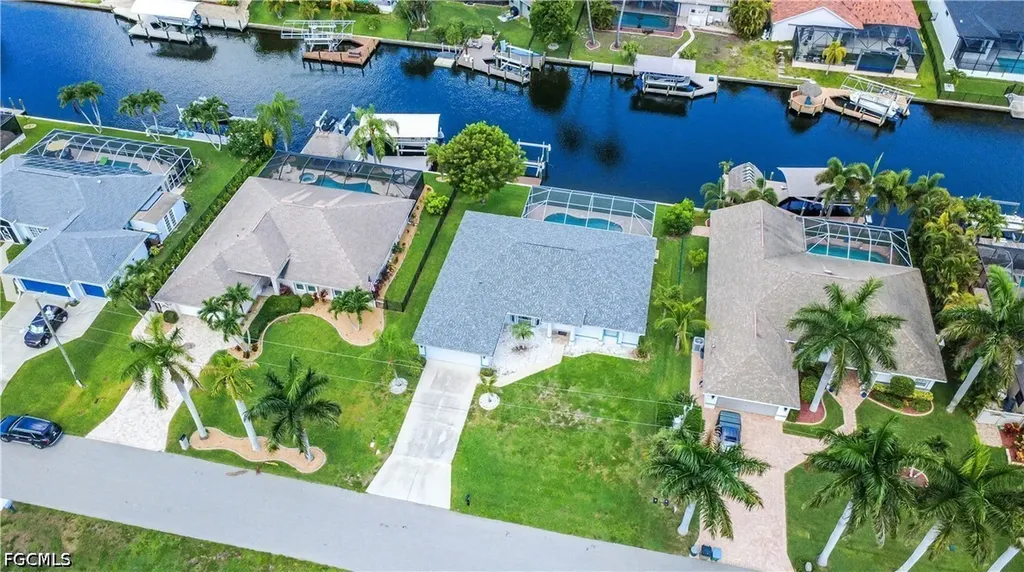 4116 SW 1st Place Cape Coral FL 33914