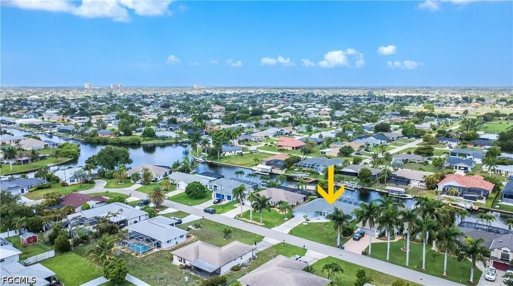 4116 SW 1st Place Cape Coral FL 33914