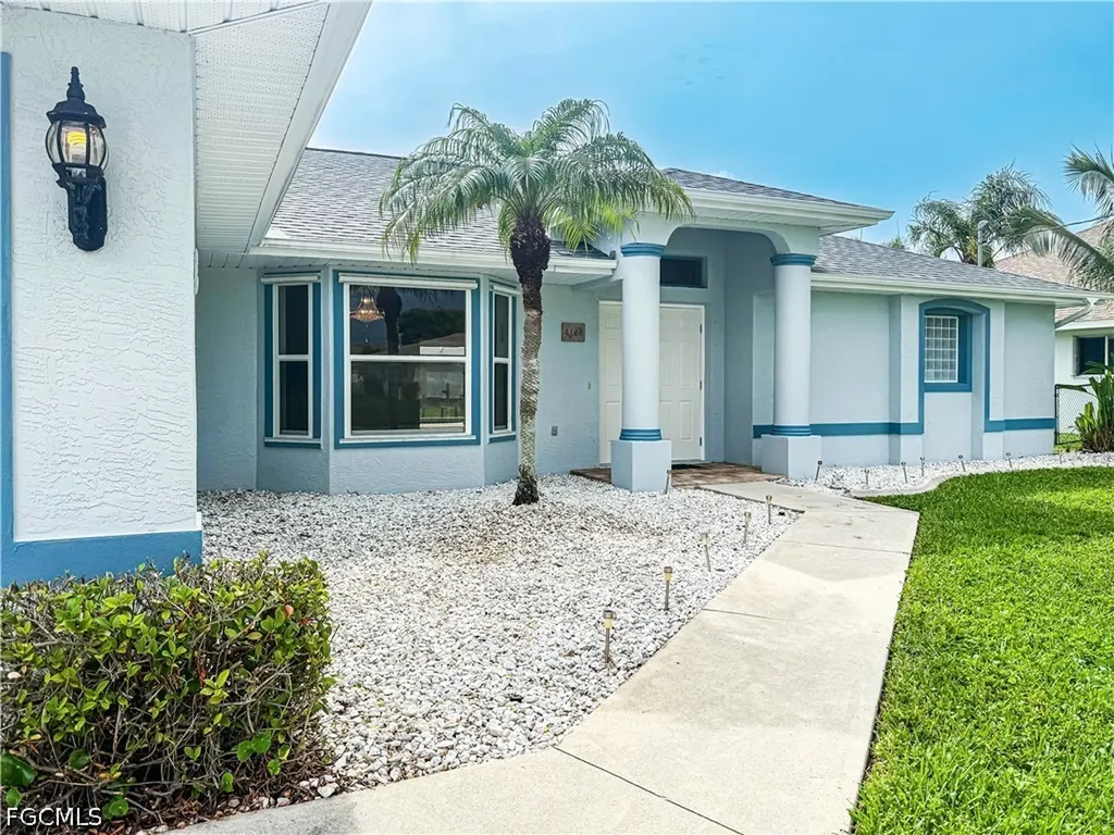 4116 SW 1st Place Cape Coral FL 33914