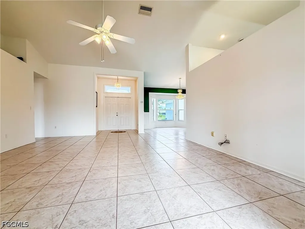 4116 SW 1st Place Cape Coral FL 33914