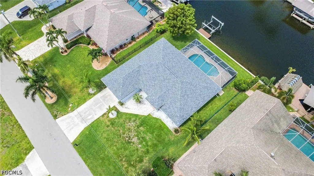 4116 SW 1st Place Cape Coral FL 33914