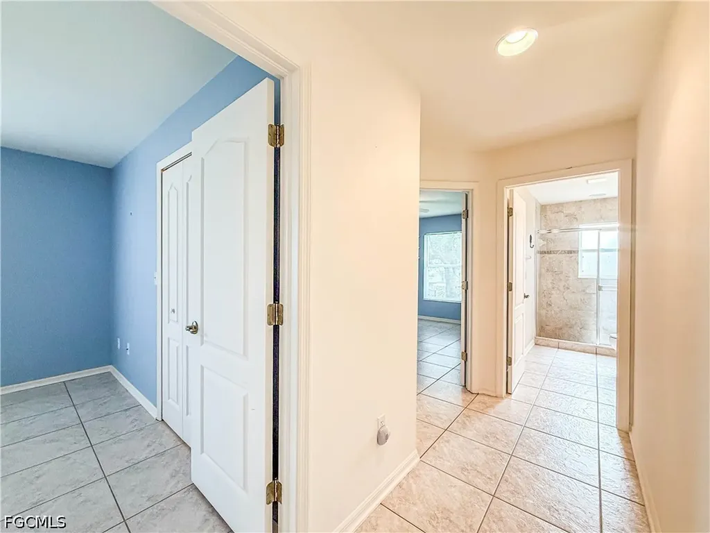4116 SW 1st Place Cape Coral FL 33914