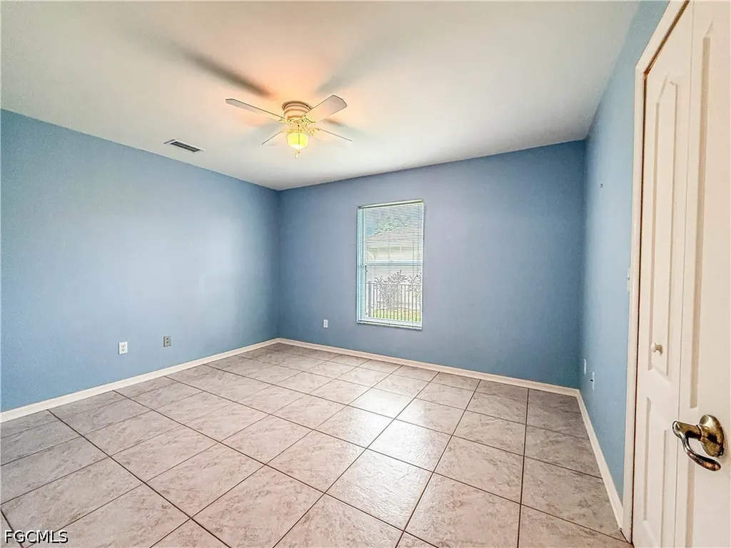 4116 SW 1st Place Cape Coral FL 33914