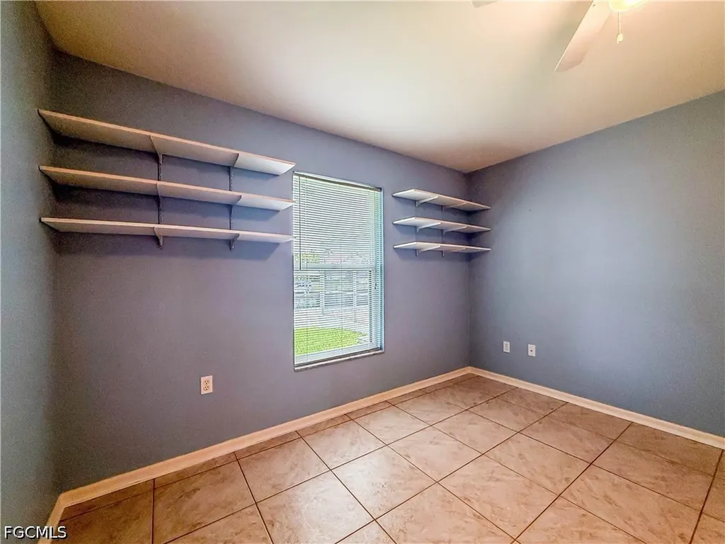 4116 SW 1st Place Cape Coral FL 33914