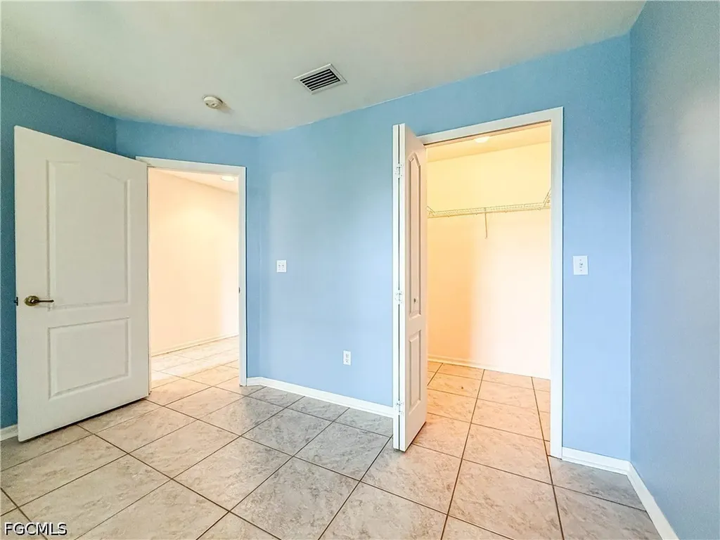 4116 SW 1st Place Cape Coral FL 33914