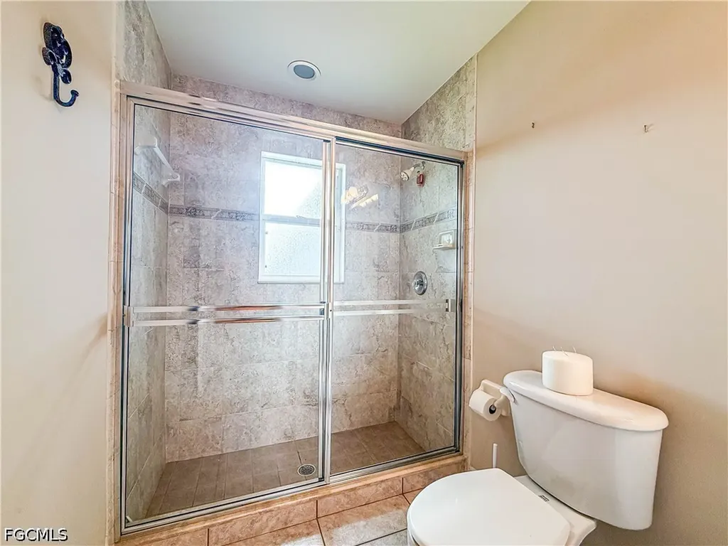 4116 SW 1st Place Cape Coral FL 33914