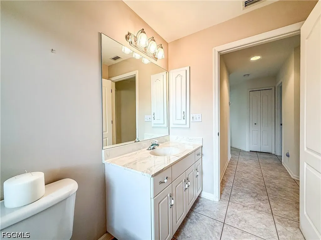 4116 SW 1st Place Cape Coral FL 33914